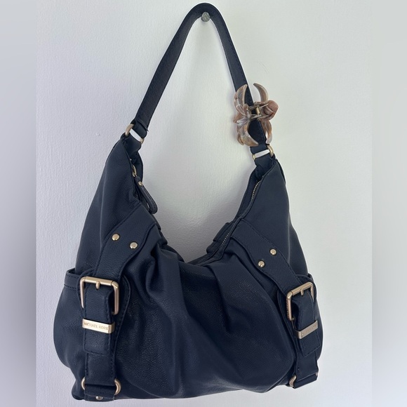 Michael Kors Genuine Leather Navy Blue Shoulder Purse. - Picture 1 of 10